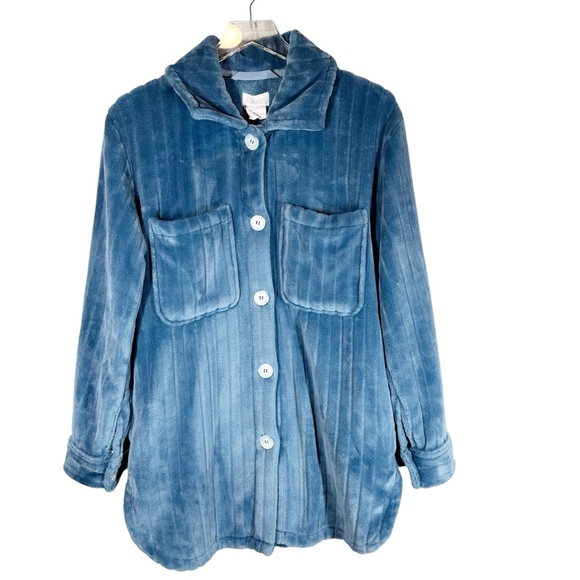 SOFTIES Women's Medium Blue Soft Fuzzy Oversized Sleep Top/Jacket Button Down - Picture 1 of 8